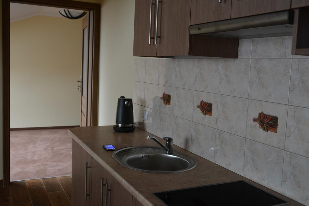 Hotel Gosciniec Pan Tadeusz II à Giżycko Chambre photo