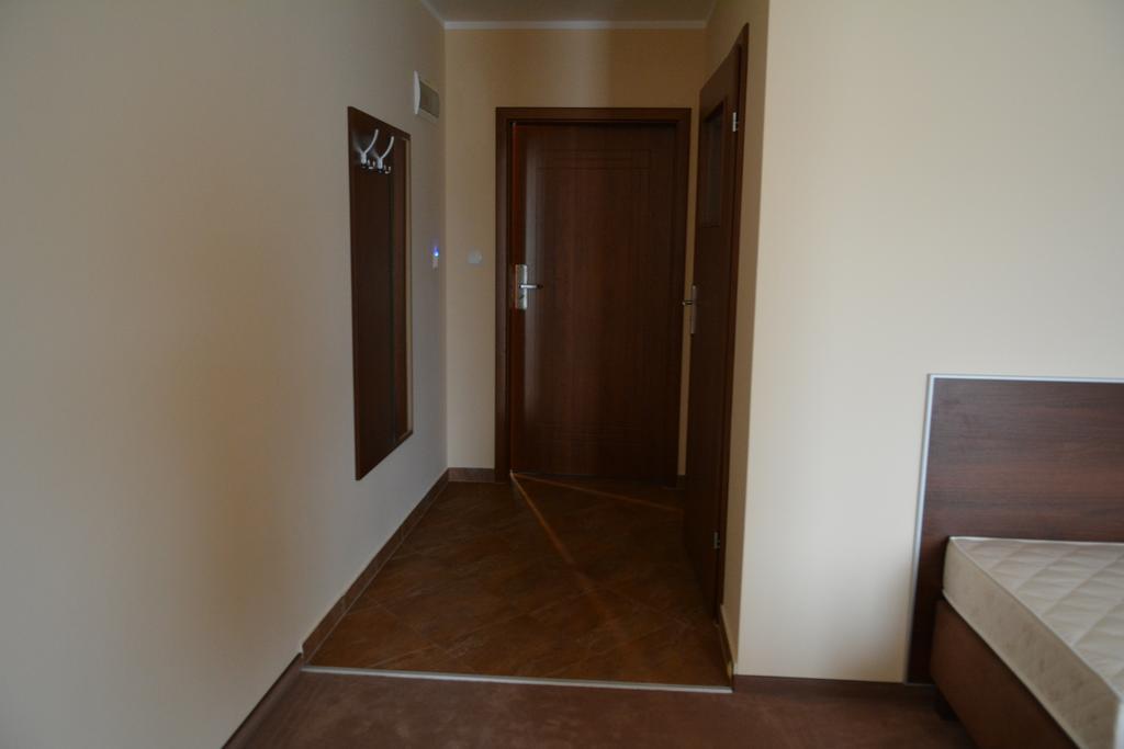 Hotel Gosciniec Pan Tadeusz II à Giżycko Chambre photo