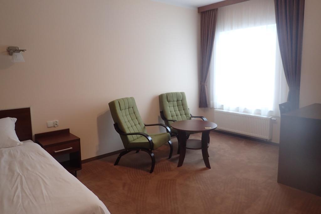 Hotel Gosciniec Pan Tadeusz II à Giżycko Extérieur photo