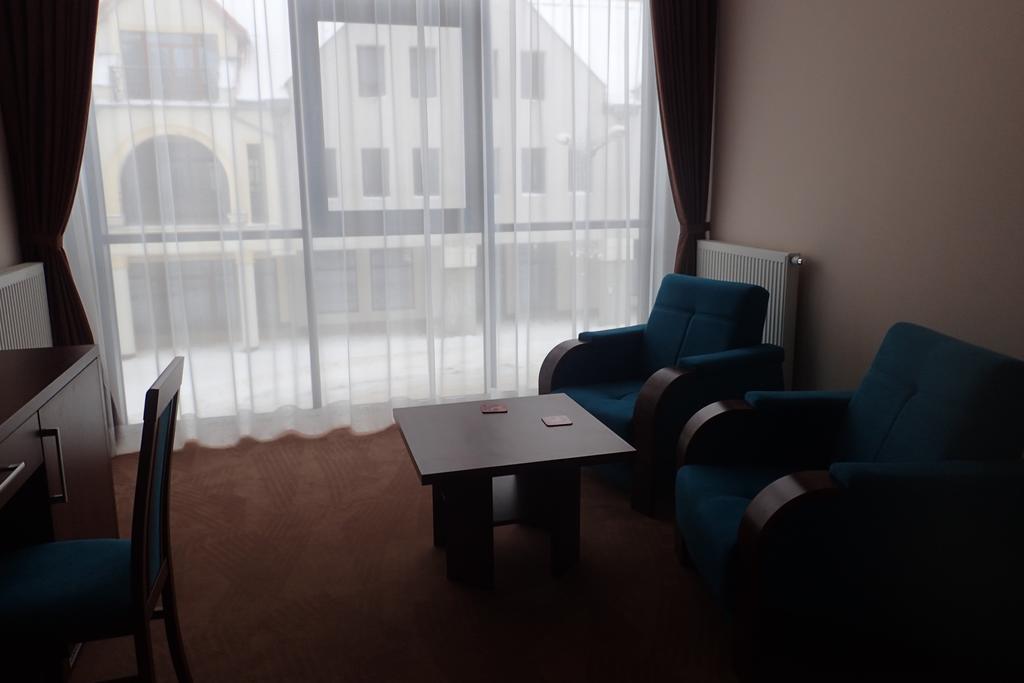 Hotel Gosciniec Pan Tadeusz II à Giżycko Extérieur photo
