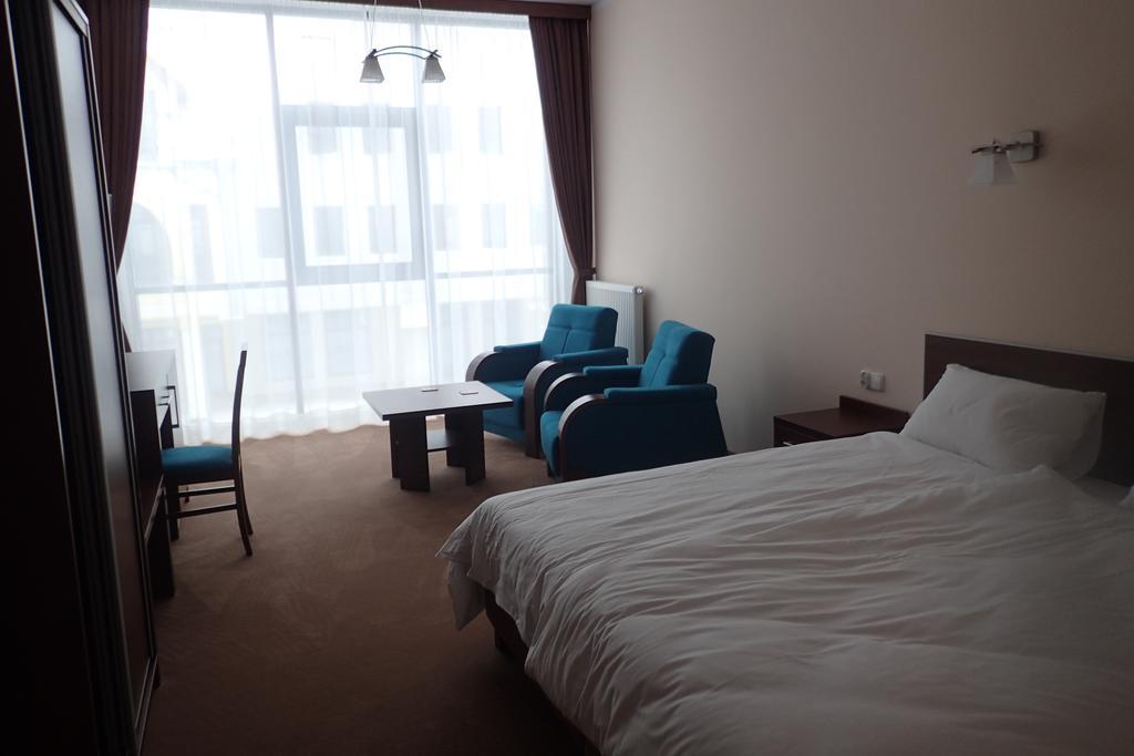 Hotel Gosciniec Pan Tadeusz II à Giżycko Extérieur photo