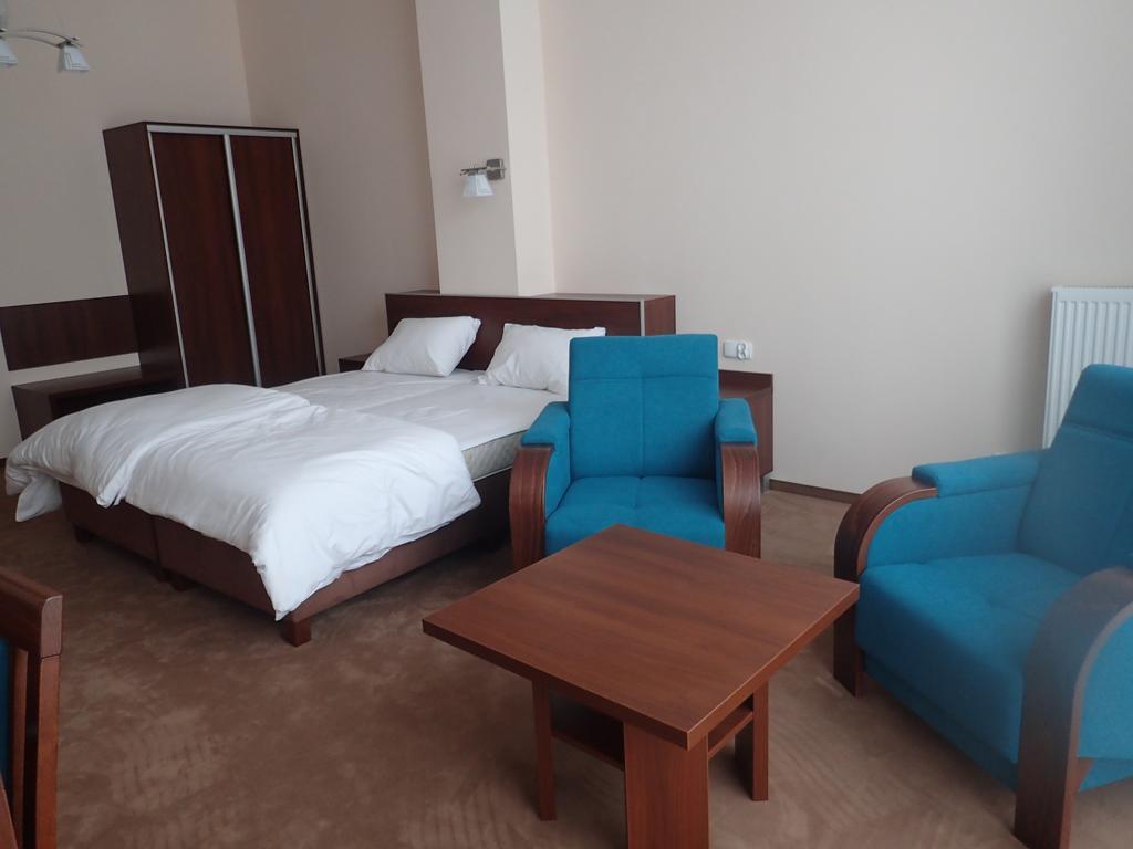 Hotel Gosciniec Pan Tadeusz II à Giżycko Extérieur photo