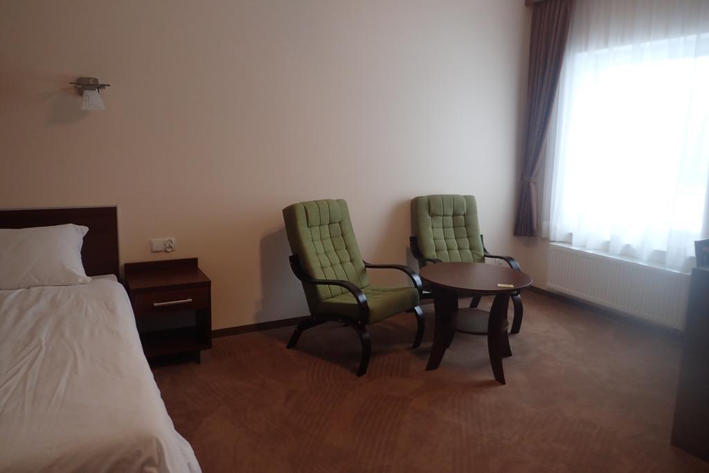 Hotel Gosciniec Pan Tadeusz II à Giżycko Extérieur photo