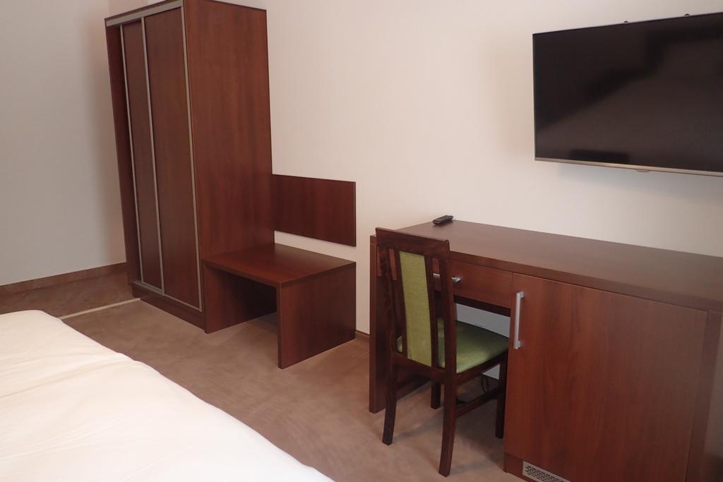 Hotel Gosciniec Pan Tadeusz II à Giżycko Extérieur photo
